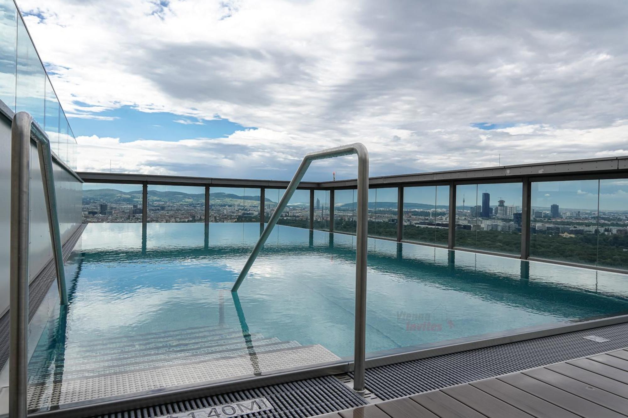 Amazing View Over Vienna And Infinity Pool Ngoại thất bức ảnh